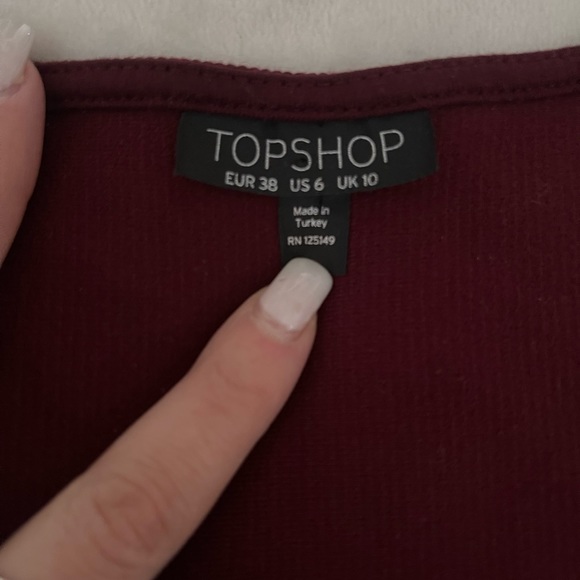 Zip Up Crop Top Tank - Picture 2 of 2